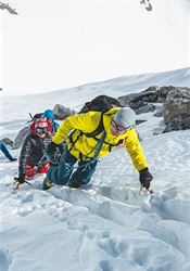 Třídenní skitouring zasněženými švýcarskými horami z Andermattu do italského kantonu Ticino Některé trasy jsou výzvou pro každého | na serveru Lidovky.cz | aktuální zprávy