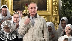 Prezident Putin na mi v Petrohradském chrámu.