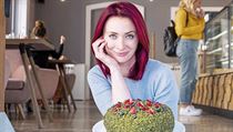 Šárka Divácká a její dort Buď mech zdobený cvrčky. Šestatřicetiletá rodačka z... | na serveru Lidovky.cz | aktuální zprávy