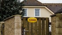 Svítím i v noci, opravdu se bojím, říká obyvatelka Jesenice. V regionu řádí gangy zlodějů Satelitní městečko Jesenice u Prahy. | na serveru Lidovky.cz | aktuální zprávy