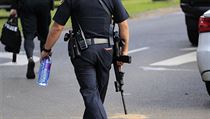 Policejní složky zasahovaly v Honolulu, kde muž zastřelil dva policisty. Poté...