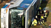Autobus havaroval poblíž německého Eisenachu, zatímco převážel děti. Dvě... | na serveru Lidovky.cz | aktuální zprávy