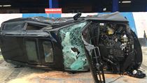 Auto po srážce s tramvají u výjezdu z tunelu Blanka. | na serveru Lidovky.cz | aktuální zprávy