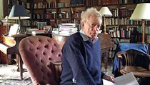 Roger Scruton (1944–2020). Roger Scruton (1944–2020).