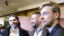 Zleva: Jaromír Jágr, Attila Végh a Petr Větrovský na české premiéře snímku... | na serveru Lidovky.cz | aktuální zprávy