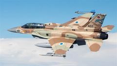 Izraelská stíhaka F16.