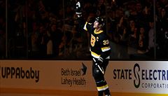 Zdeno Chára zdraví fanouky Bruins.