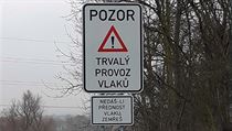 Značka ,Nedáš-li přednost vlaku, zemřeš’ má zmizet z přejezdů na Mostecku. Údajně odporuje vyhlášce Varovná dodatková tabulka není legislativně schválena a má být odstraněna. | na serveru Lidovky.cz | aktuální zprávy