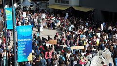 Stávky se v kampusu Kalifornské univerzity ve mst Santa Cruz úastní stovky...