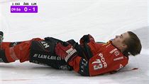 Otto Kivenmäki po zásahu od Davida Němečka. | na serveru Lidovky.cz | aktuální zprávy