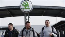 Zaměstnanci závodu Škoda Auto. Zaměstnanci závodu Škoda Auto.