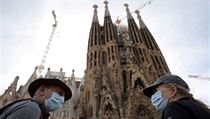 Turisté v Barceloně s rouškami na ústech. | na serveru Lidovky.cz | aktuální zprávy