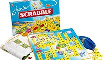 Scrabble Junior je vynikající hra, pokud chcete děti začít učit číst.