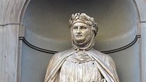 Socha Giovanniho Boccaccia v italské Florencii. | na serveru Lidovky.cz | aktuální zprávy