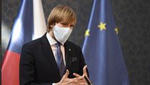 Ministr zdravotnictví Adam Vojtěch (za ANO) hovoří 9. dubna 2020 v Praze na... | na serveru Lidovky.cz | aktuální zprávy