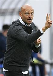 Nevyhrává se tu lehko. Kdyby měli fanoušky, bylo by to jiné, říká po výhře nad Baníkem Guľa Trenér Plzně Adrián Guľa. | na serveru Lidovky.cz | aktuální zprávy