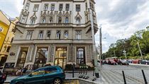 Historický dům ve Vršovicích obývá asi 70 lidí bez domova. | na serveru Lidovky.cz | aktuální zprávy