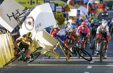 Cyklisté po srážce v závěru závodu Kolem Polska | na serveru Lidovky.cz | aktuální zprávy