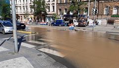 Okolí stanice I.P. Pavlova je opět pod vodou. Podruhé v jednom týdnu zde... | na serveru Lidovky.cz | aktuální zprávy