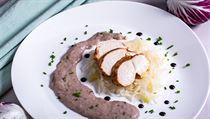 Kysané zelí s pečeným masem a topinamburovým pyré | na serveru Lidovky.cz | aktuální zprávy