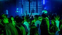 Party, která se konala 5.9. v pražském klubu Distrikt 7.