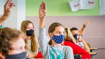 Děti v rouškách během vyučování. | na serveru Lidovky.cz | aktuální zprávy