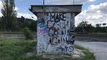 Dílo MCZGA českého streetartového umělce Mr. Mirror (pan Zrcadlo) lze spatřit u... Dílo MCZGA českého streetartového umělce Mr. Mirror (pan Zrcadlo) lze spatřit u...