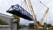 Stavbaři odstranili 26. září 2020 mohutný ocelový most vážící 268 tun u... | na serveru Lidovky.cz | aktuální zprávy