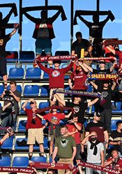Ministr Prymula zavádí další opatření. Na venkovní stadiony jen 2 tisíce diváků, na vnitřní polovina Utkání 4. kola první fotbalové ligy: Sparta Praha - Fastav Zlín, 20. září 2020... | na serveru Lidovky.cz | aktuální zprávy
