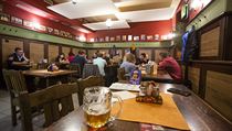 Chudí se mohou nakazit snáz i kvůli slevovým akcím a restaurace jsou zdaleka nejrizikovější, říká studie z metropolí Lidé v hospodách si ve čtvrtek užívali posledního dne, kdy mohli posedět až do... | na serveru Lidovky.cz | aktuální zprávy