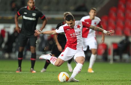 Nicolae Stanciu penaltu proti Leverkusenu neproměnil. | na serveru Lidovky.cz | aktuální zprávy