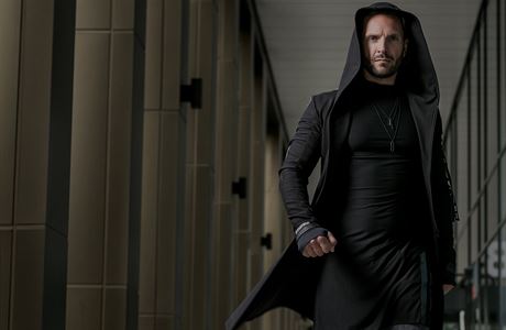 Samurajové, superhrdinové a sci-fi. Návrhářka Vaverová přichází s novou kolekcí | na serveru Lidovky.cz | aktuální zprávy Samurajové, superhrdinové a sci-fi. Návrhářka Vaverová přichází s novou kolekcí | na serveru Lidovky.cz | aktuální zprávy