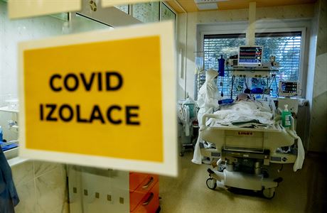 Počet nově nakažených v pátek poprvé překonal hranici 15 tisíc, nejrychleji se nemoc šíří na Zlínsku Oddělení ARO v nemocnici Tomáše Bati ve Zlíně. | na serveru Lidovky.cz | aktuální zprávy
