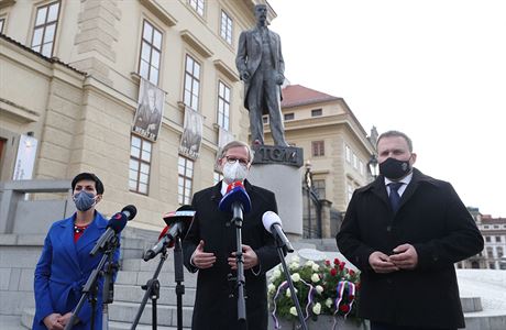 Společná tisková konference opozičních stran: zleva předsedkyně TOP 09 Markéta... | na serveru Lidovky.cz | aktuální zprávy