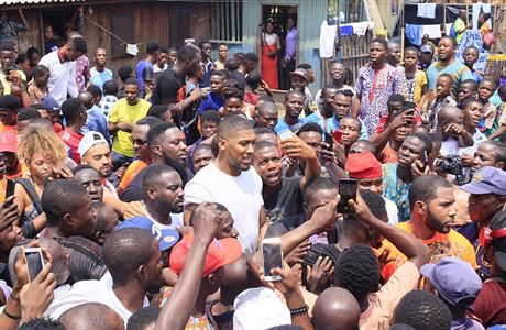 Anthony Joshua navštívil v minulém roce nigérijské město Lagos. | na serveru Lidovky.cz | aktuální zprávy Anthony Joshua navštívil v minulém roce nigérijské město Lagos. | na serveru Lidovky.cz | aktuální zprávy