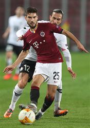 Sparta před Evropskou ligou v Miláně řeší problémy s obranou. Kotalovi zbyl jediný zdravý stoper Sparta musela v úvodních minuách čelit několika šancím Lille. | na serveru Lidovky.cz | aktuální zprávy
