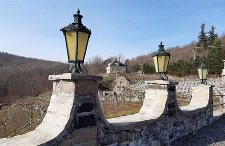 Cesta autem z Ottawy do vinohradu Kaple sv. Anežky ležícího poblíž městečka... | na serveru Lidovky.cz | aktuální zprávy Cesta autem z Ottawy do vinohradu Kaple sv. Anežky ležícího poblíž městečka... | na serveru Lidovky.cz | aktuální zprávy