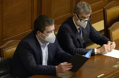 Do výbuchu ve Vrběticích byla zapojena ruská tajná služba, řekl Babiš. Česko vyhostí 18 lidí z ambasády Zleva ministr vnitra Jan Hamáček (ČSSD) a premiér Andrej Babiš (ANO). | na serveru Lidovky.cz | aktuální zprávy