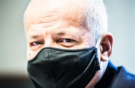 Prymula by s otevřením restaurací počkal. Epidemie ještě nabere na síle, varuje Roman Prymula | na serveru Lidovky.cz | aktuální zprávy