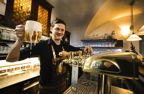 Restaurace hlásí na příští dny tisíce rezervací, někde se obsazují už i termíny... | na serveru Lidovky.cz | aktuální zprávy Restaurace hlásí na příští dny tisíce rezervací, někde se obsazují už i termíny... | na serveru Lidovky.cz | aktuální zprávy