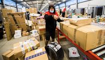 Obchodníci předpovídají, že lidé letos v e-shopech utratí přes dvě stě miliard... | na serveru Lidovky.cz | aktuální zprávy