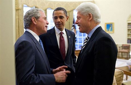 Tři prezidenti v jedné pracovně - George W. Bush, Bill Clinton a Barrack Obama | na serveru Lidovky.cz | aktuální zprávy