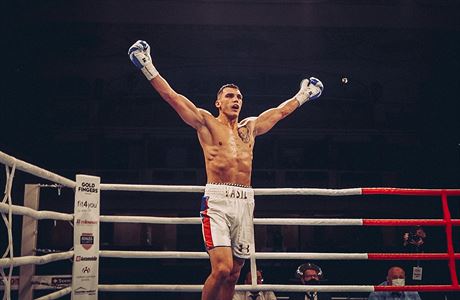 Boxer Vasil Ducár (na snímku) 29. prosince 2020 vyhrál zápas o titul... | na serveru Lidovky.cz | aktuální zprávy