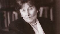 Americká neokonzervativní historička Gertrude Himmelfarbová (1922–2019). Americká neokonzervativní historička Gertrude Himmelfarbová (1922–2019).