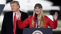 Americký prezident Donald Trump a republikánsá kandidátka na senátorku v... | na serveru Lidovky.cz | aktuální zprávy