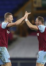 West Ham se Součkem a Coufalem porazil 1:0 Burnley, slavil i Brighton Nerozlučné duo Souček, Coufal si podmaňuje Anglii. | na serveru Lidovky.cz | aktuální zprávy