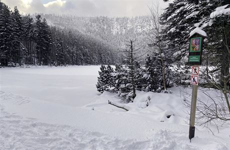 Zamrzlé Černé jezero na Šumavě. | na serveru Lidovky.cz | aktuální zprávy
