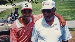 Tiger a Earl. Geniální golfista a jeho cílevdomý otec.
