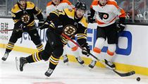 Obránce Jakub Zbořil v zápase NHL. Zbořil pomohl svým prvním bodem v NHL k... | na serveru Lidovky.cz | aktuální zprávy