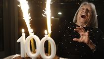 Ágnes Keletiová, gymnastka a nejstarší žijící olympijská vítězka na světě, v... Ágnes Keletiová, gymnastka a nejstarší žijící olympijská vítězka na světě, v...